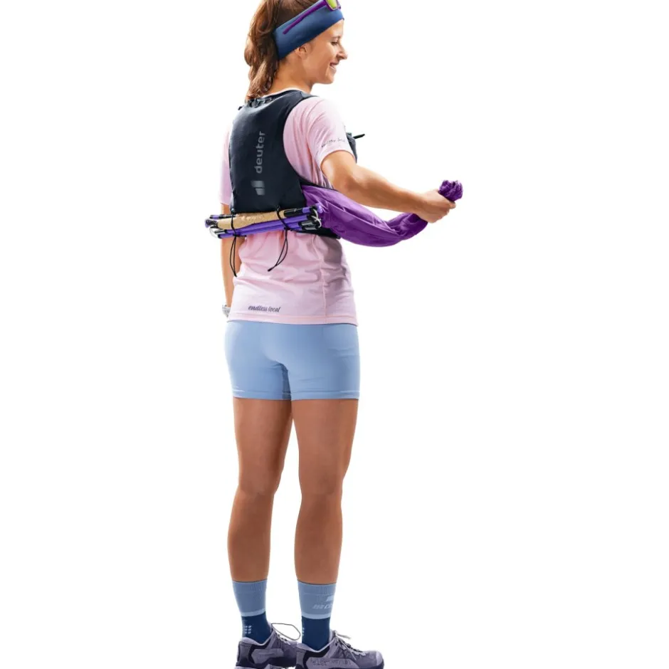 Rugzakken & Drinksystemen < Deuter Traick 9 SL Dames Trailrunning Rugzak - X-Small | zwart