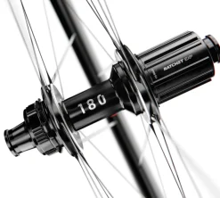 Wielen En Wielsets < DT Swiss ARC 1100 DICUT 55 Achterwiel - 28" | Carbon | Clincher | Centerlock - 12x142mm - HG-L / XDR