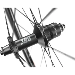 Wielen En Wielsets < DT Swiss ARC 1100 DICUT 48 Wielset - 28" | Carbon | Clincher - QR 100 / 130 - HG-EV / XDR