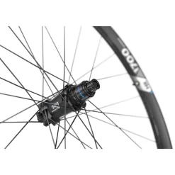 DT Swiss HX 1700 SPLINE Wielset - 29" | 30mm | Clincher | 6 Gaten - 15x110mm Boost | 12x148mm Boost