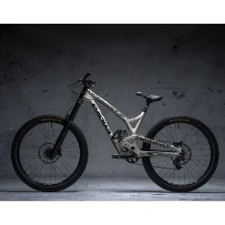DYEDBRO Beschermfolie voor het Frame - Fluor - black gloss