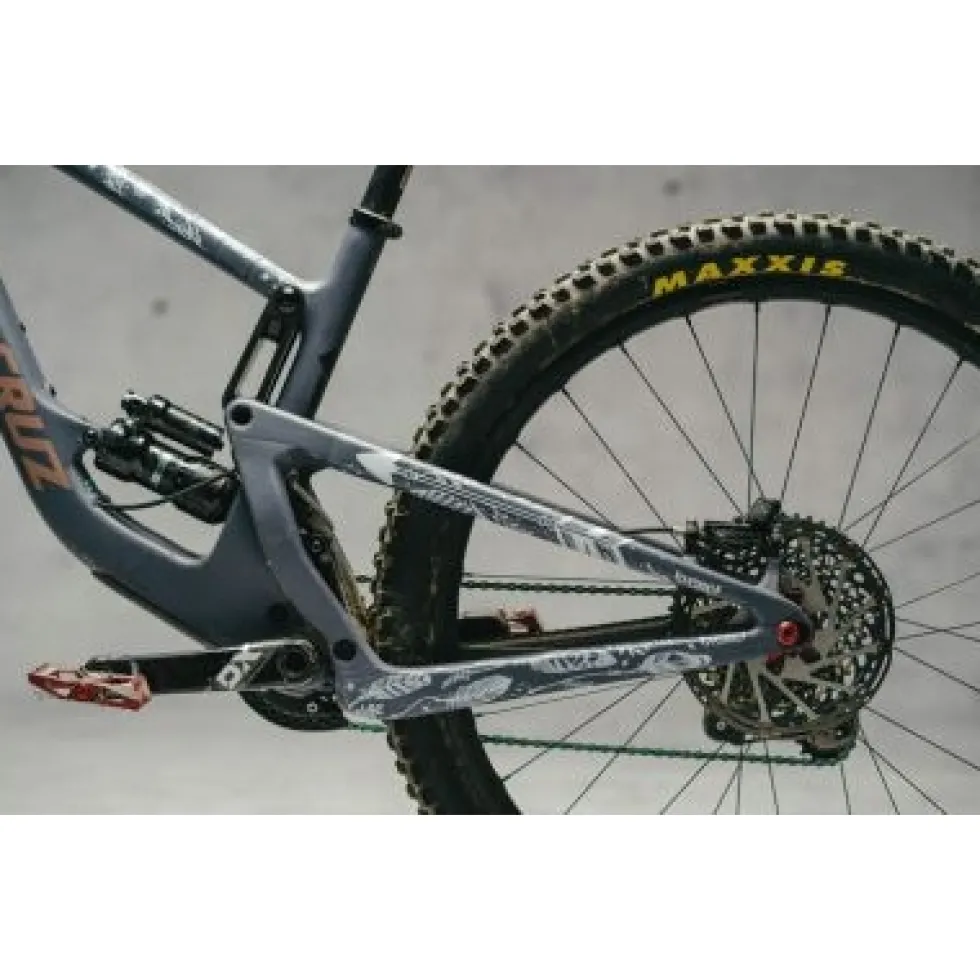 DYEDBRO Beschermfolie voor het Frame - Dream Catcher - white matte