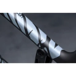 Stickers < Dyedbro Beschermfolie voor het Frame Zebra - white matt