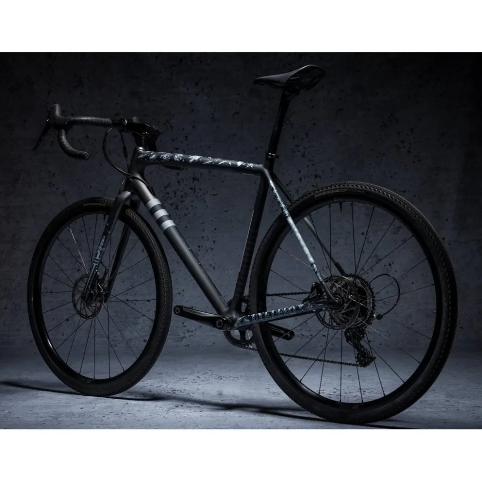 Stickers < Dyedbro Old School Tattoo Gravel Beschermfolie voor het Frame - white matte