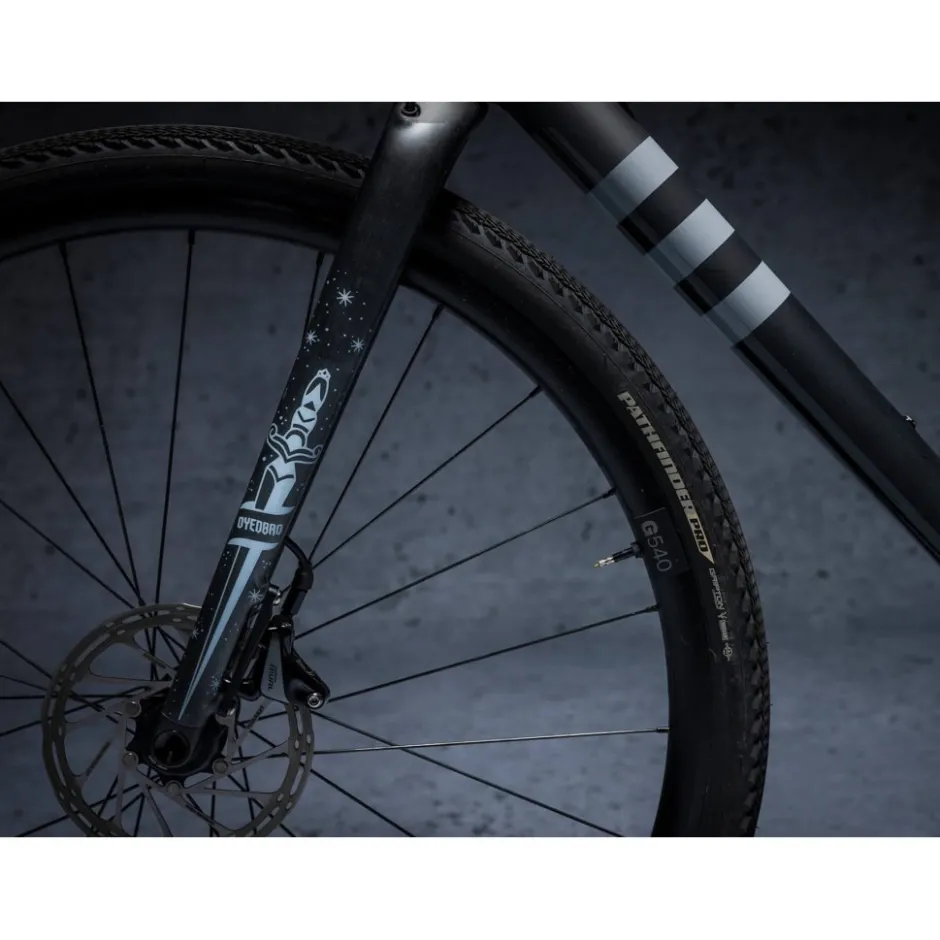 Stickers < Dyedbro Old School Tattoo Gravel Beschermfolie voor het Frame - white matte