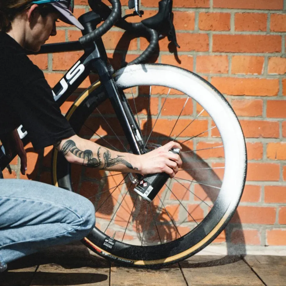 Gereedschap En Onderhoud|Reinigers < Dynamic Dirt Destroy Fietsreiniger - Schuimspray - 600 ml