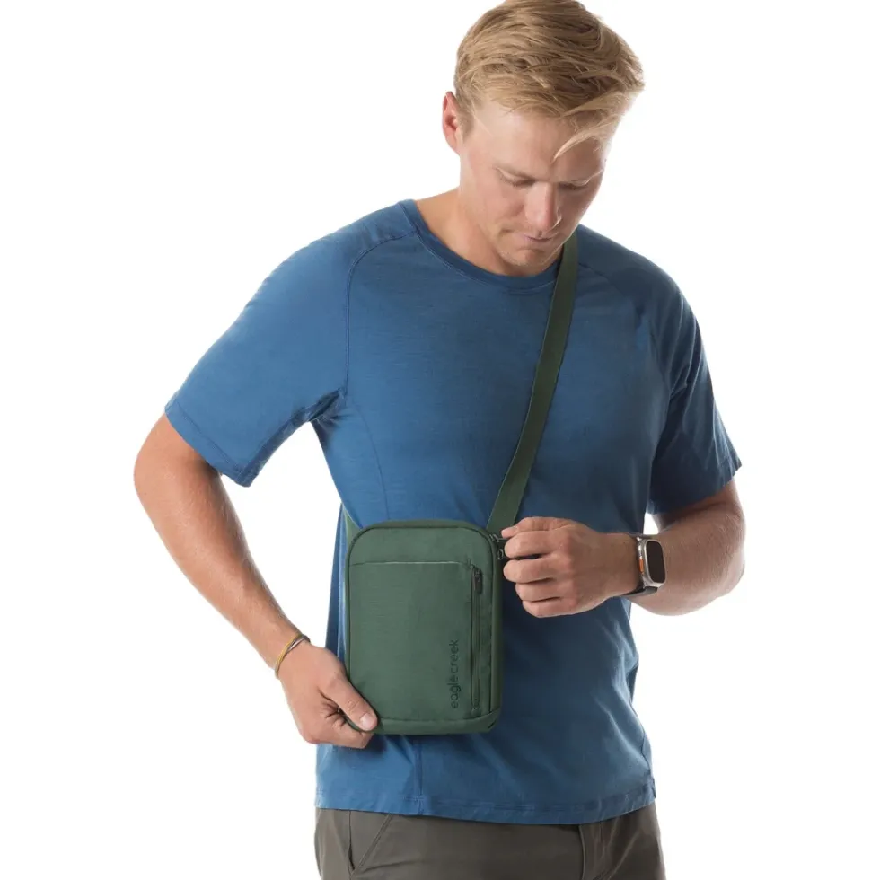 Eagle Creek Stash RFID Schoudertas - grass green