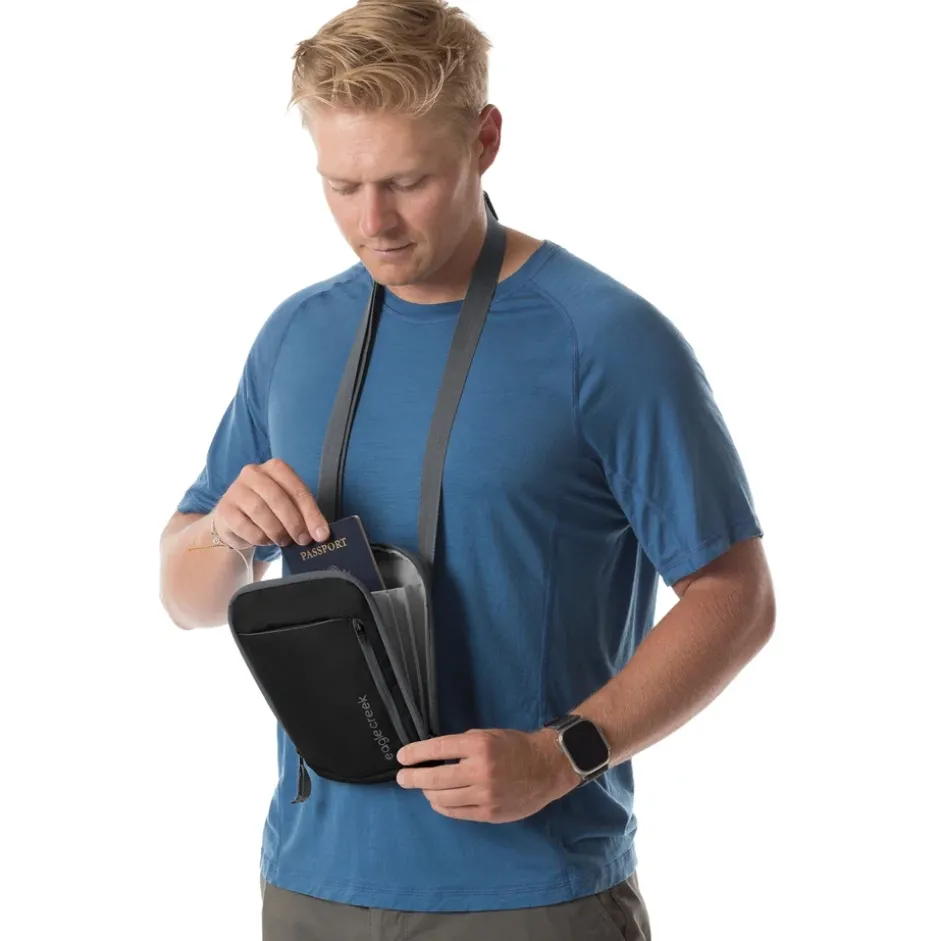 Messenger Bags En Schoudertassen < Eagle Creek Stash RFID Schoudertas - zwart