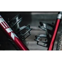 Bidonhouders < Elite Prism Carbon Bottle Cage - right - black/black