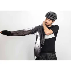 Endura FS260-Pro Adrenaline Race Cape II Jas Heren - zwart