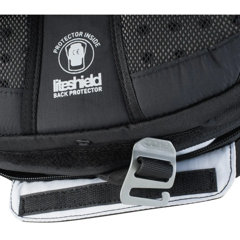 EVOC Fr Enduro Blackline 16 Protector Rugzak - Zwart