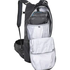 Drinkrugzakken < Evoc Trail Pro Blackline 10 Protector Rugzak - Zwart
