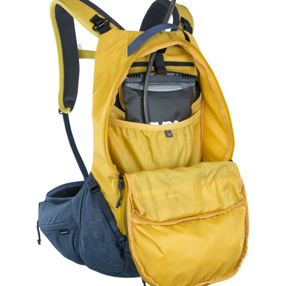 EVOC Trail Pro 26 Protector Rugzak - Curry/Denim
