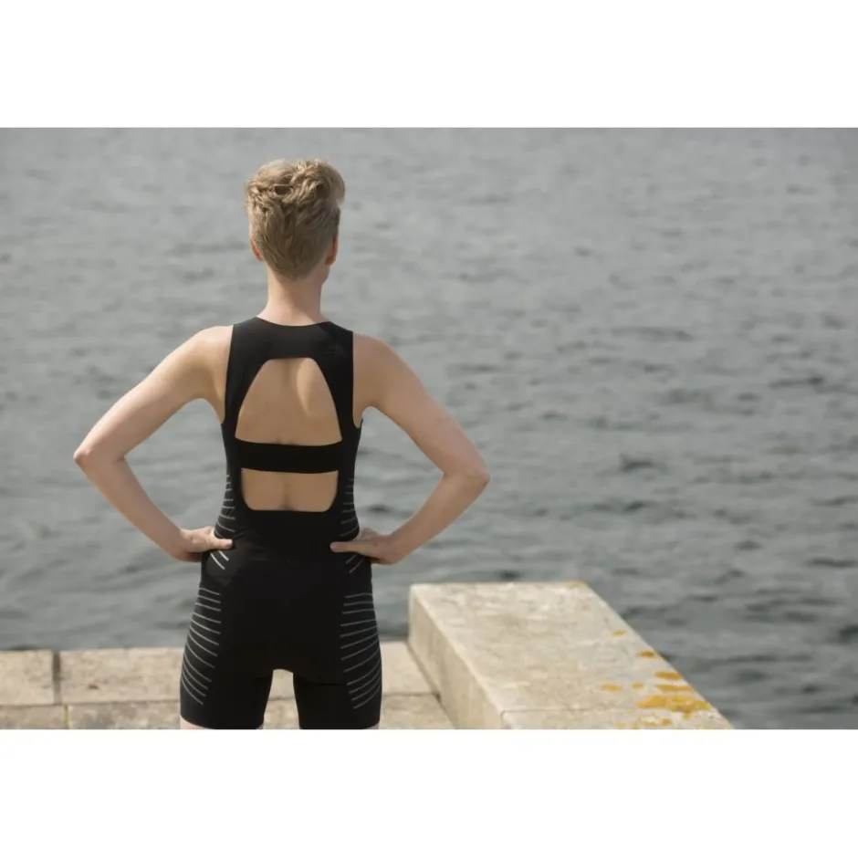 Trisuits|Trisuits < Fe226 Women's AeroForce Seeveess Open-back Speed Suit - back