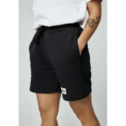 Broeken & Rokken < FINGERSCROSSED Classic Shorts - Logo - Zwart