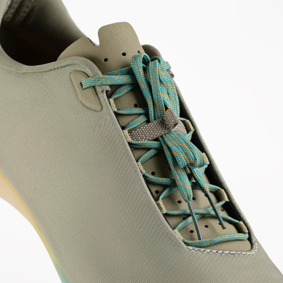 Wielrenschoenen|Wielrenschoenen < Fizik Tempo Beat Racefietsschoenen Unisex - sage green/desert