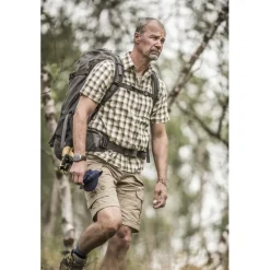 Broeken & Rokken < Fjällräven Barents Pro Shorts Heren - dark grey/dark grey