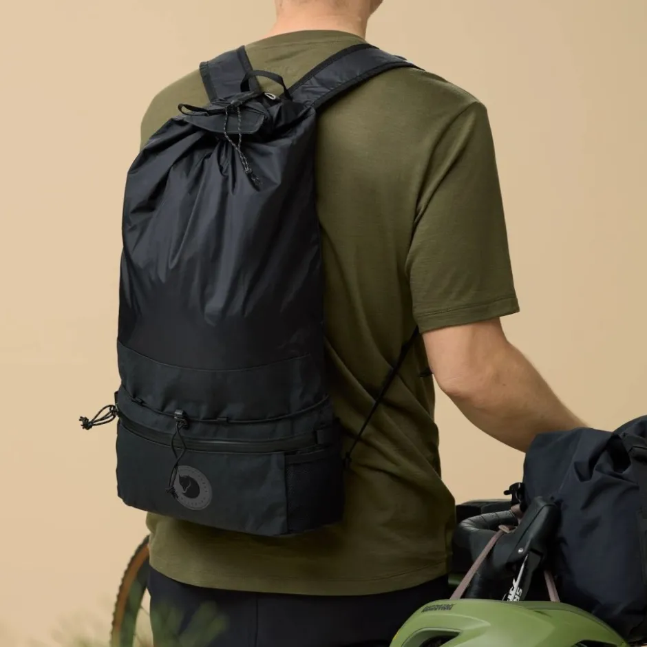 Heuptassen < Fjällräven Hoja Expandable 4/16L Heuptas - zwart