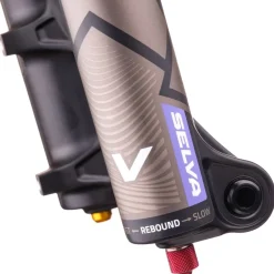 Verende Voorvorken < Formula Selva V Voorvork - 29" | 170mm | 110x15mm - zwart