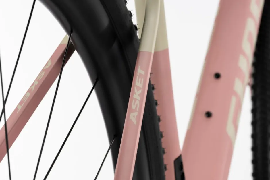 Gravelbikes Bikepacking < Ghost AKET CF X - Force AX - Carbon grave bike - 2026 - rutic terracotta / andy beige - att
