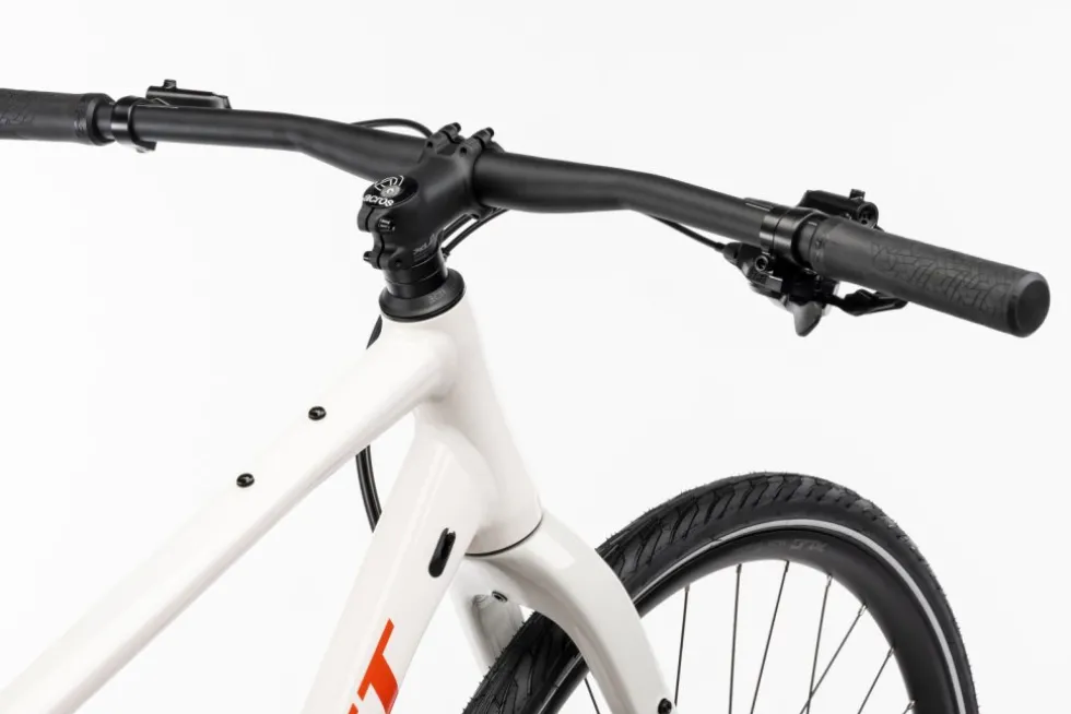 Ghost URBAN ASKET - Stadsfiets - 2026 - white / deep sea blue glossy