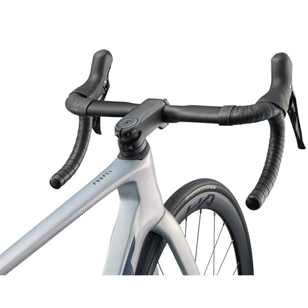 Giant PROPEL ADVANCED 2 - Carbon Racefiets - 2026 - supernova