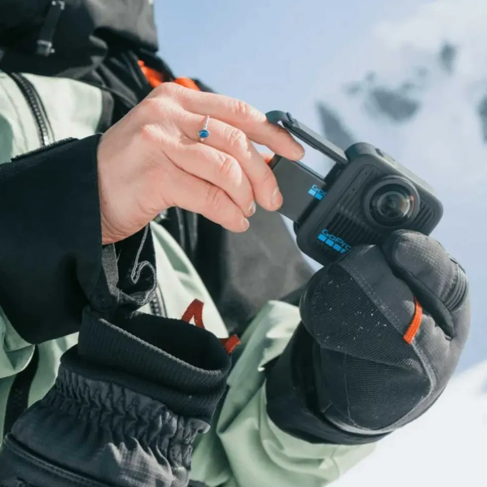 GoPro MAX2 Specialty Sport Bundle - 360° Action Camera + Etui