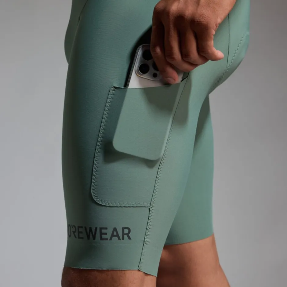 Bib Shorts|Wielrenbroeken < GOREWEAR Distance 3.0 Cargo Fietsshort et bretes voor heren - back 9900