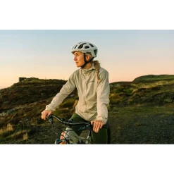 GOREWEAR FERNFLOW Windbreaker met Capuchon Dames - zwart 9900