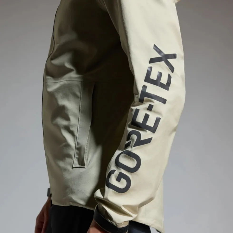 GOREWEAR Lupra 2.0 GORE-TEX Logo Jas Vrouwen - purple indigo / amethyst grey DEDF