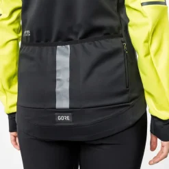 Racefietsjacks < GOREWEAR Phantom Jas Dames - black/process purple 99BQ