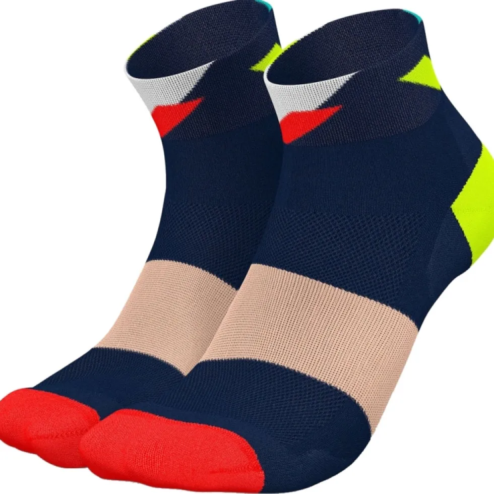 INCYLENCE Ultralight Strikes Short Sokken - Navy Blue Inferno