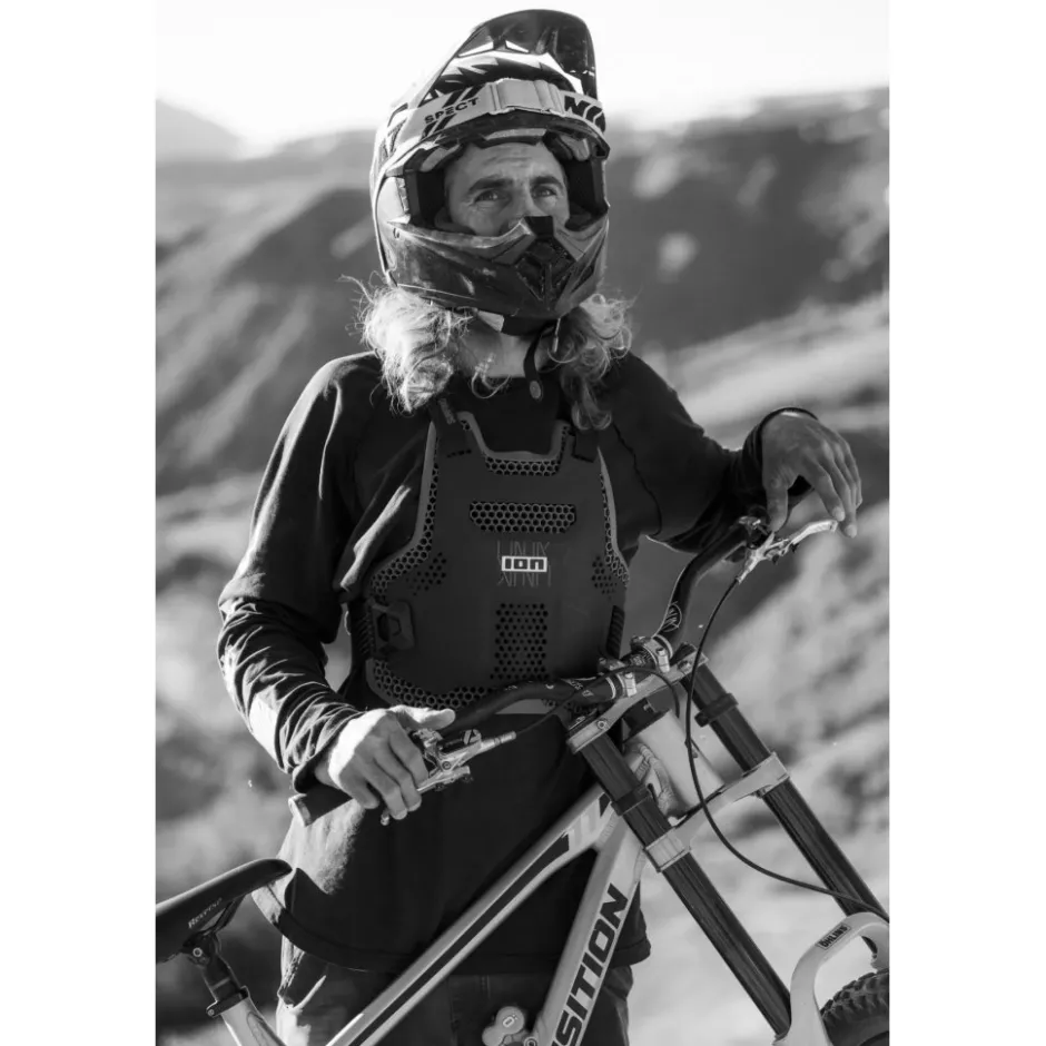 Borstbeschermers < ION Bike Protect ARCON HD PRO Borstbeschermer - Zwart
