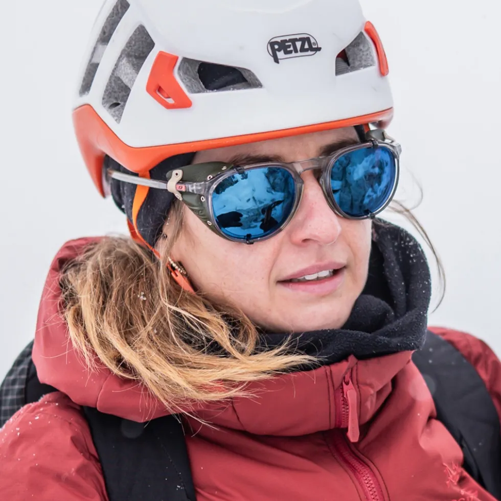 Julbo Millenium Zonnebrillen - Grey Translucent Glossy / Khaki / Beige - Blue Flash Reactiv 2-4