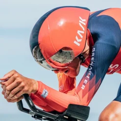 Tijdrithelmen < KASK istra Tria Heet - Back/ight Bue
