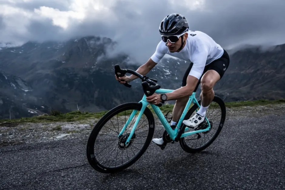 Gravelhelmen < KASK Sintesi Fietshe - Wit