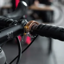 Knog Oi Luxe Fietsbel - brass