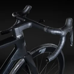 Aero Racefietsen < Lapierre XELIUS DRS 8.0 C2 - Carbon Racefiets - 2025 - zwart