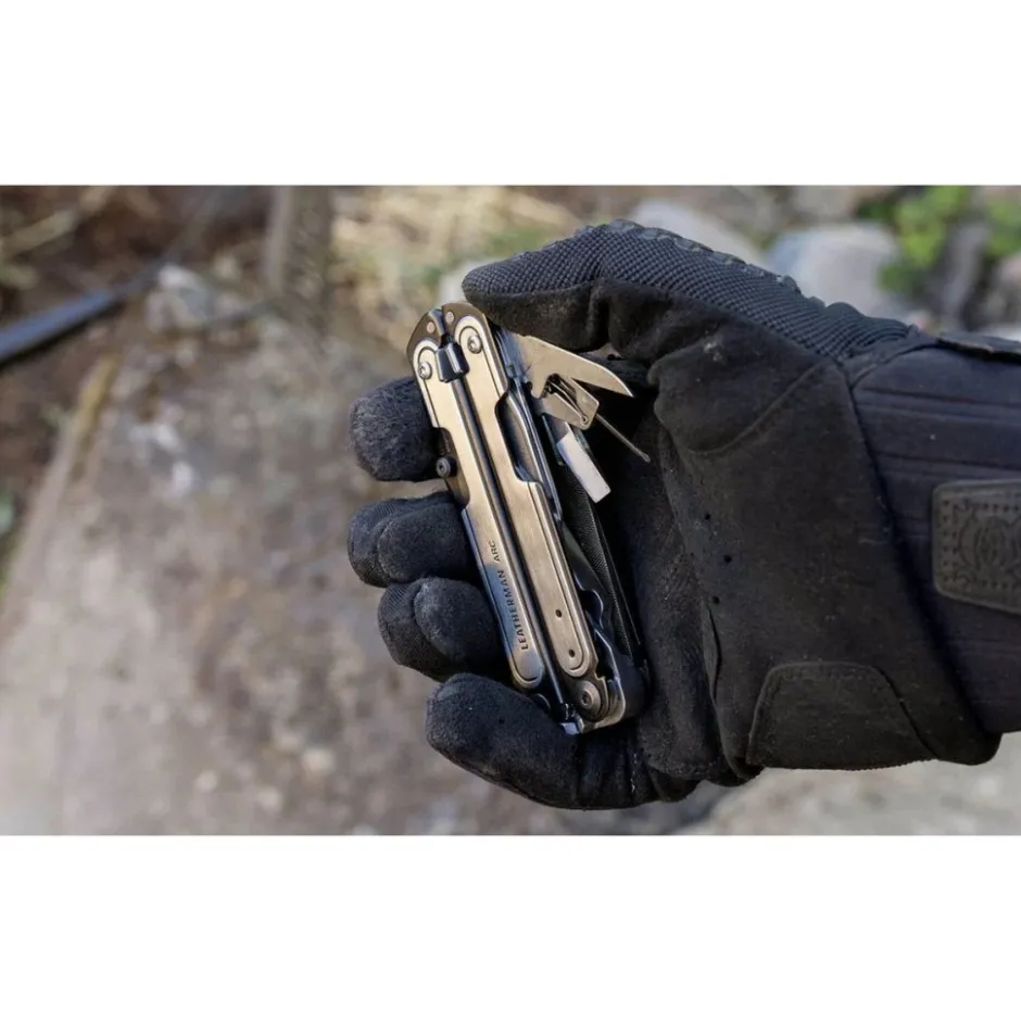 Messen & Werktuigen < Leatherman ARC Multitool - Black DLC & Stainless Steel