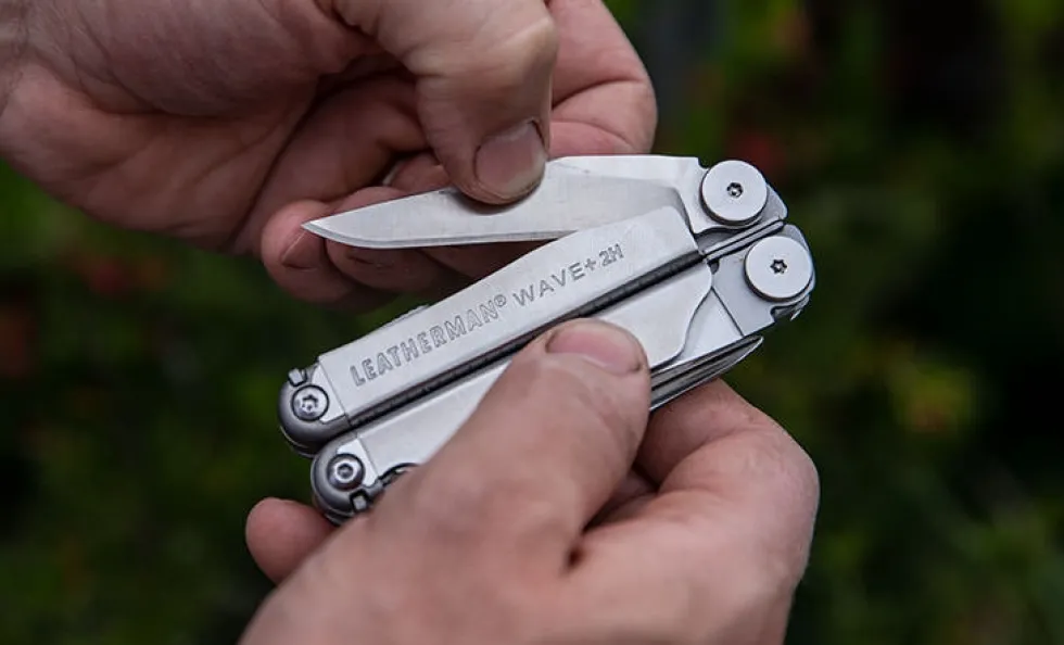 Leatherman 2H Wave + 18-in-1 Multi-Tool - Stainless Steel