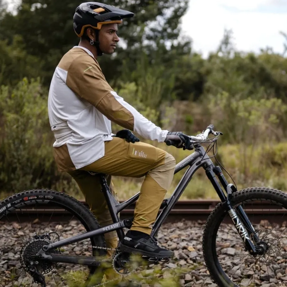 Leatt Trail 8.0 MTB Cargobroek Heren - ghost black