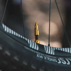 Banden Accessoires En Tubeless|Gereedschap En Onderhoud < Lezyne CNC TLR Valve cap