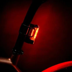 Lezyne Macro Drive 1400+ | Strip Drive Pro 400+ Verlichtingsset - satin black / black
