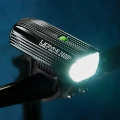 Lezyne Mega Drive 2400+ Fietslamp Vooraan - zwart