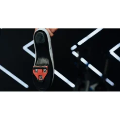 Schoenplaatjes < LOOK Delta Grip Fitness Schoenplaatjes - rood