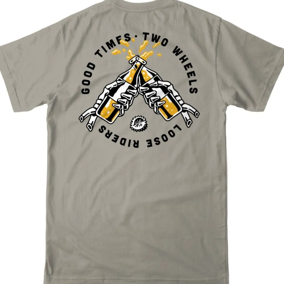 T-Shirts & Tops < Loose Riders Beer Now Tech T-Shirt Heren - Good Ties Tan