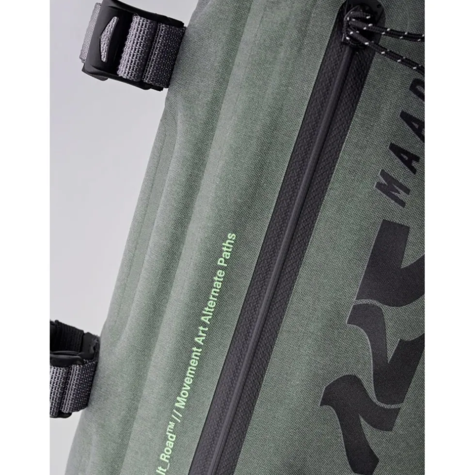 MAAP x Apidura Stuurtas 9L - loam