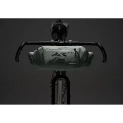 MAAP x Apidura Stuurtas 9L - loam