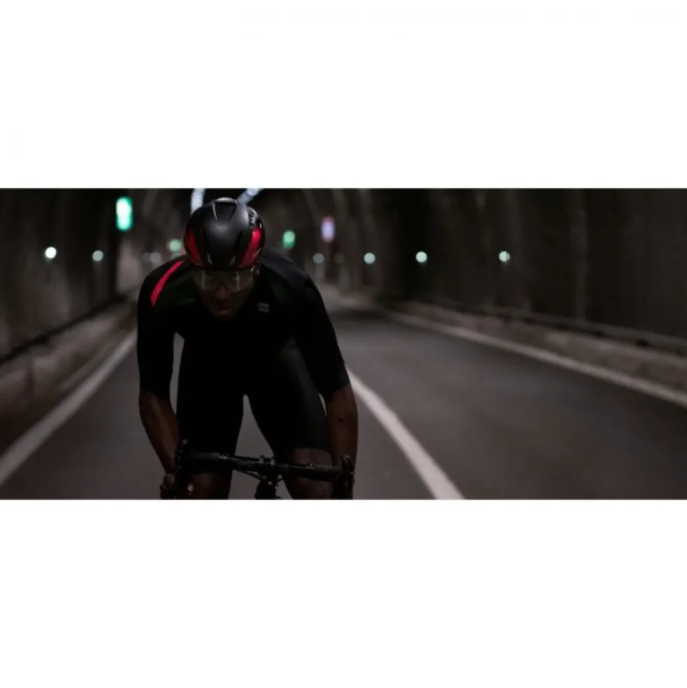 MET Manta MIPS Fietshelm - White Holographic Glossy