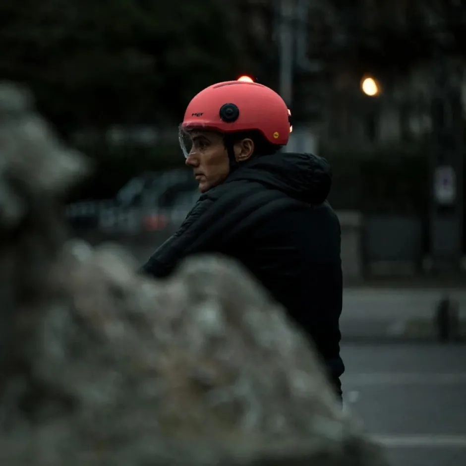 E-Bike Helmen < MET Vibe On Mip Fiethem - Back Matt